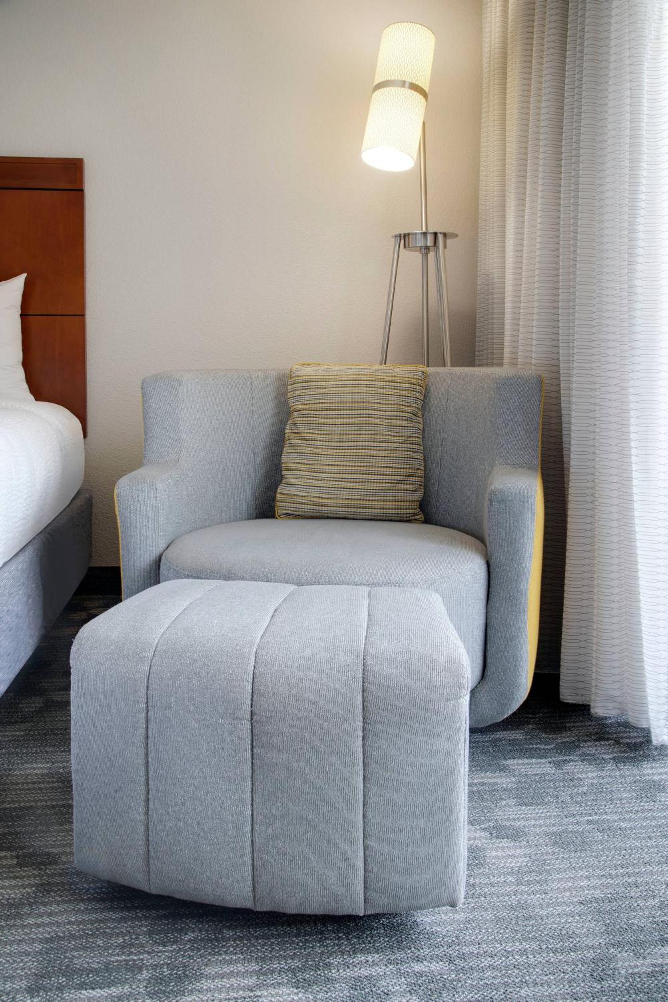 คอร์ตยาร์ด แอตแลนตา นอร์ครอส/พีซทรี คอร์เนอร์ Hotel ภายนอก รูปภาพ